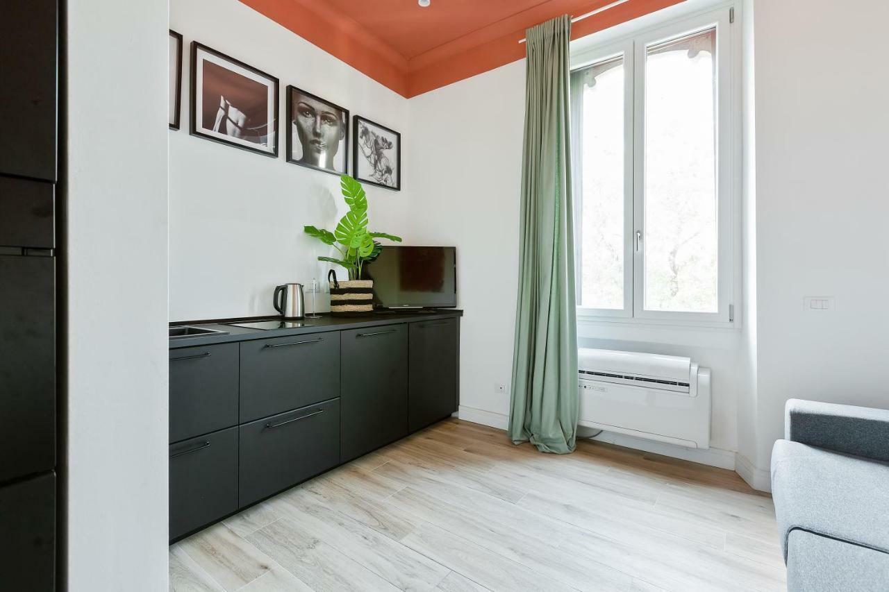 Modern And Cozy Apt In Porta Romana ميلان المظهر الخارجي الصورة